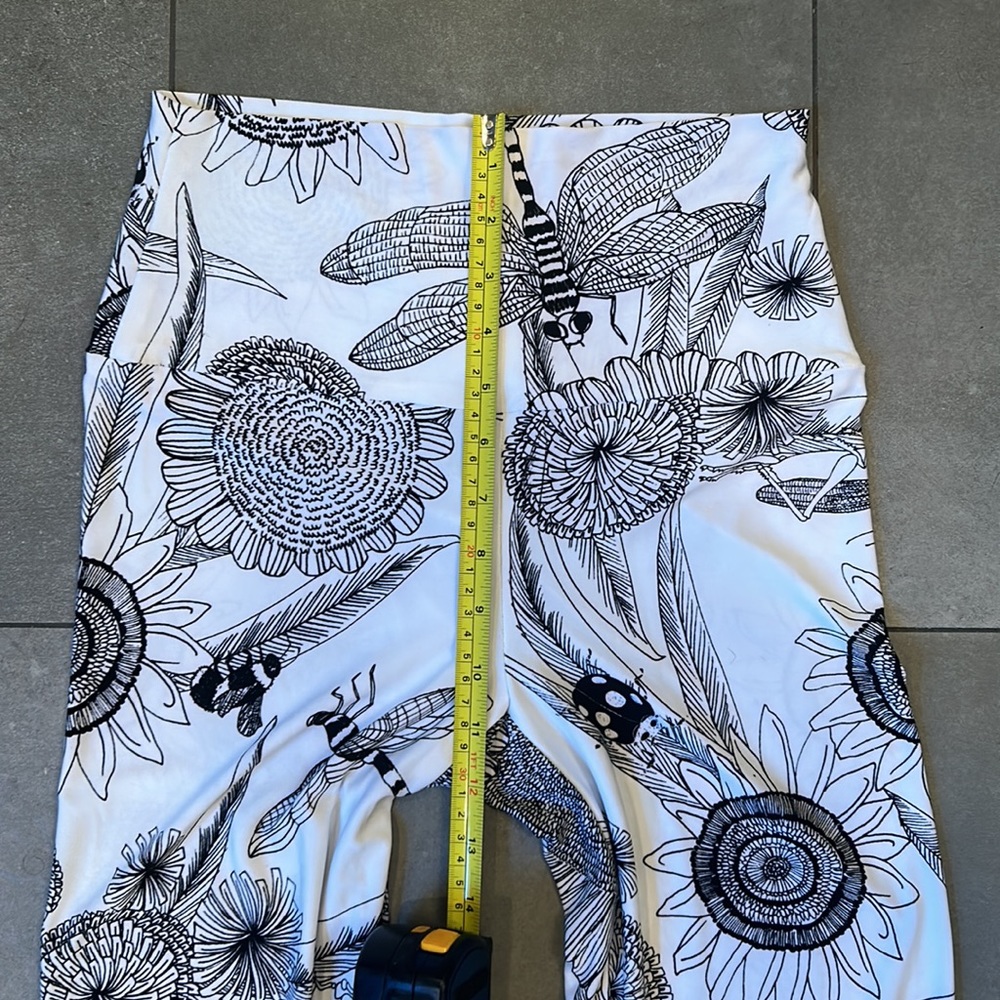 Norma Kamali Women’s Leggings with Footie - Picture 7 of 14